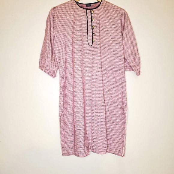 White Pink and Gold Print Kurta with Gold Buttons - Picture 2 of 7